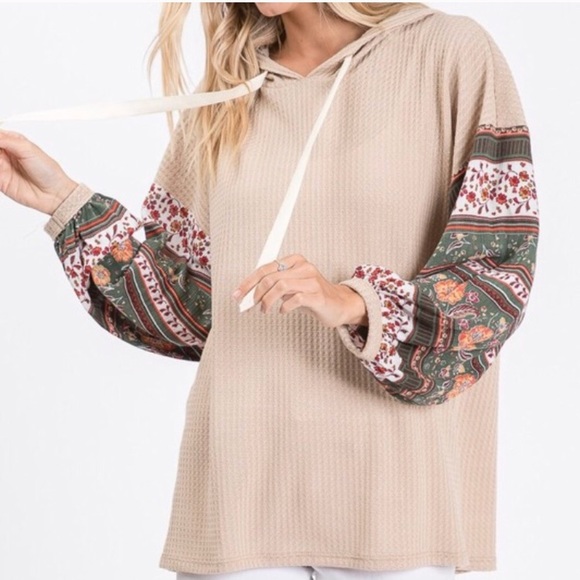 SOLD OUT Boho Print Sleeve Waffle Hoodie Shirt - Picture 4 of 4